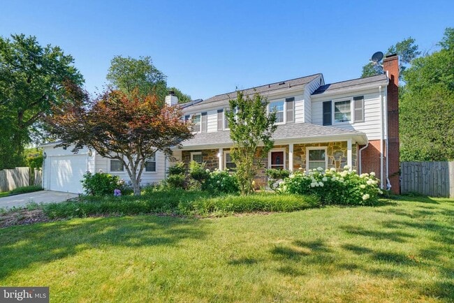 Building Photo - 16818 Briardale Rd