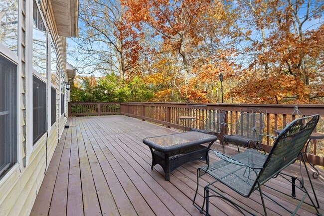 Building Photo - Charming 3-Bed Home in Fayetteville