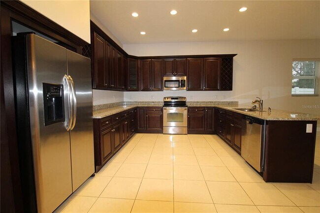 Building Photo - 2278 Tami Sola St