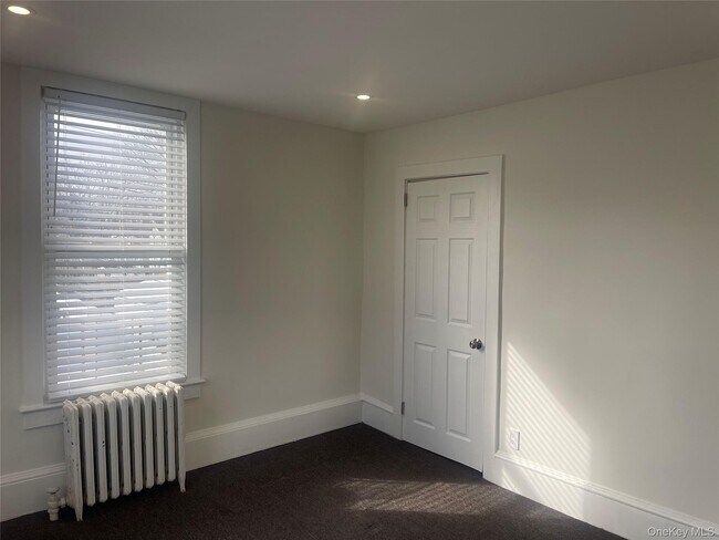 Building Photo - 200 Claridge Ave