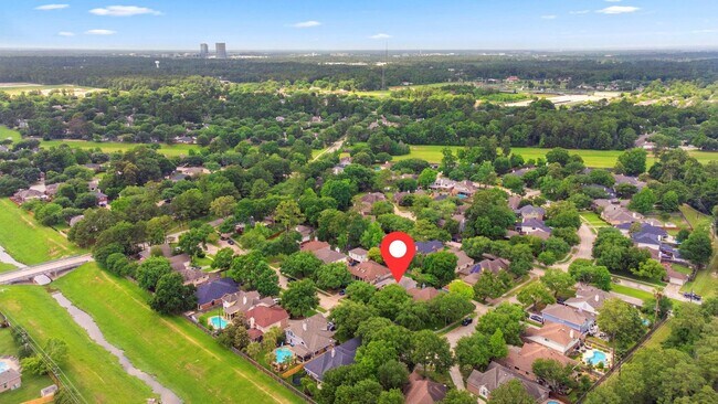 Building Photo - 1927 Enchanted Park Dr