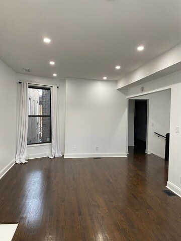 Building Photo - 4813 S Prairie Ave