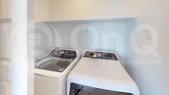 Building Photo - 8388 S Clara Roberts Wy