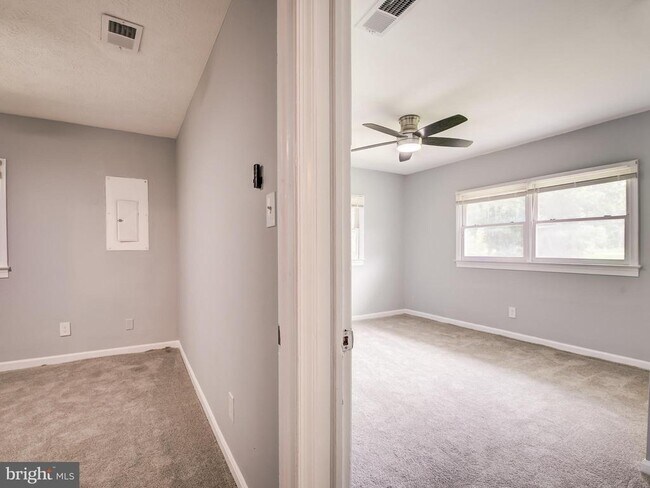 Building Photo - 20227 Three Notch Rd