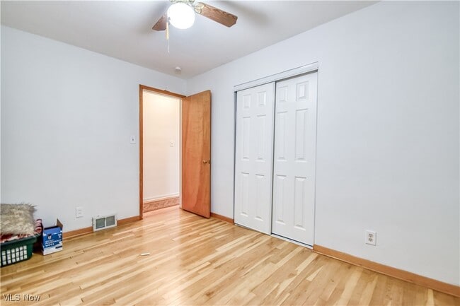 Building Photo - 5134 Harmony Ln