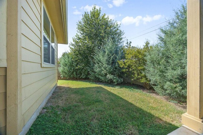 Building Photo - 1419 Grande Mesa Dr