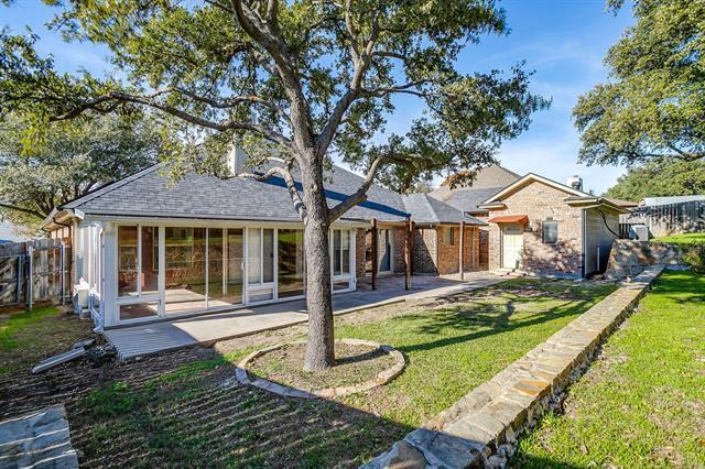 Building Photo - 8612 Woodslane Dr