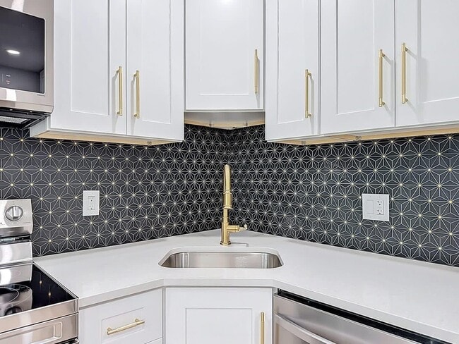 Building Photo - 4941 Sable Pine Cir