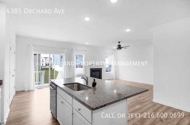 Building Photo - 4385 Orchard Ave