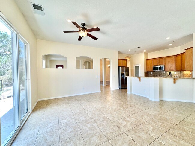 Building Photo - 31340 Aussie Ln