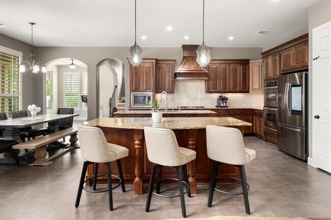 Building Photo - 15509 Boulder Heights