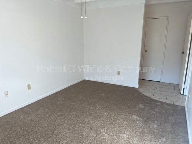 Building Photo - 20 Prospect St