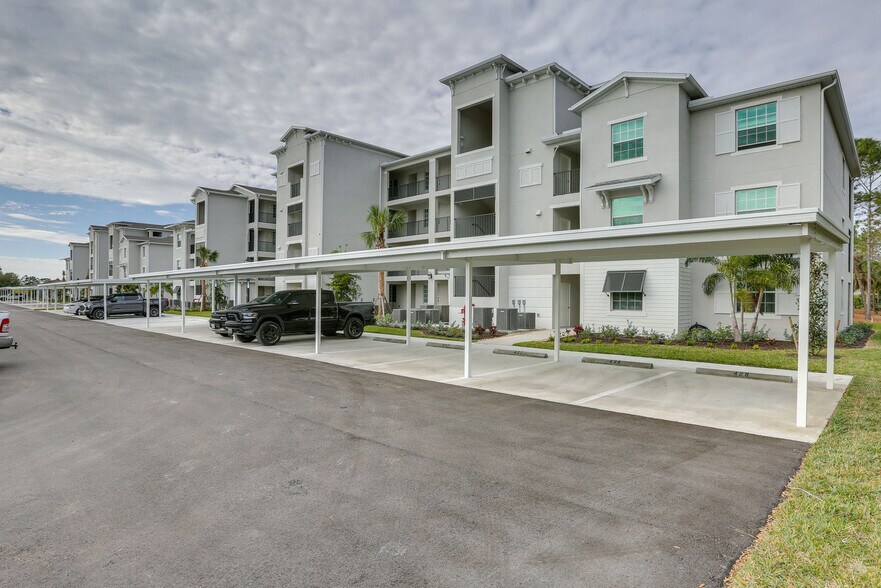 Building Photo - 18461 Copperhead Dr