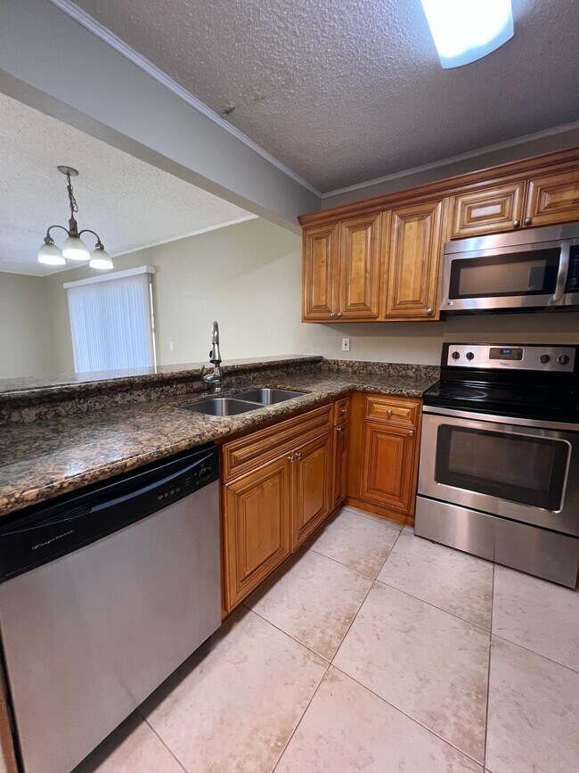 Building Photo - 1520 Windorah Way