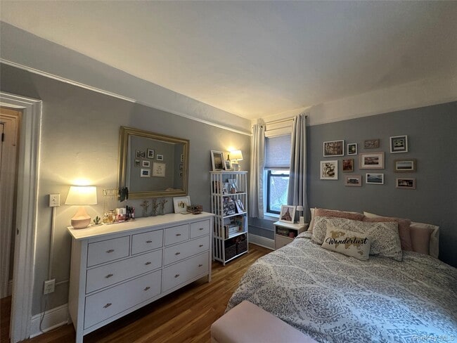 Building Photo - 673 Locust St