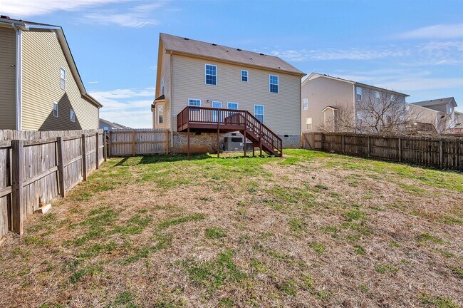 Building Photo - Perfect Family Layout with Office & Large Fenced Backyard | $500 Move-In Incentive for 4/1/26 Mov...