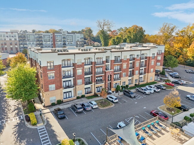 Building Photo - ARIUM FreeMoreWest