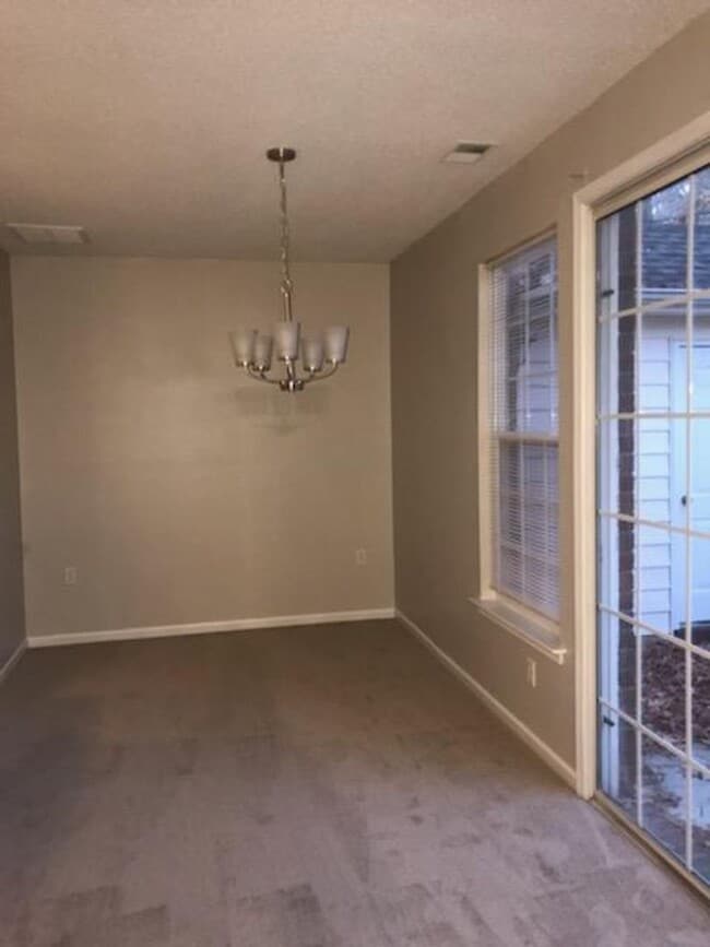 Building Photo - TARLETON OAKS