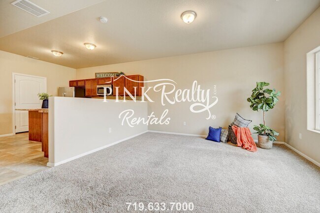 Building Photo - 7577 Black Spruce Heights