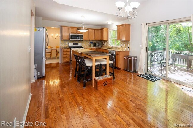 Building Photo - 3481 Castlewood Ct