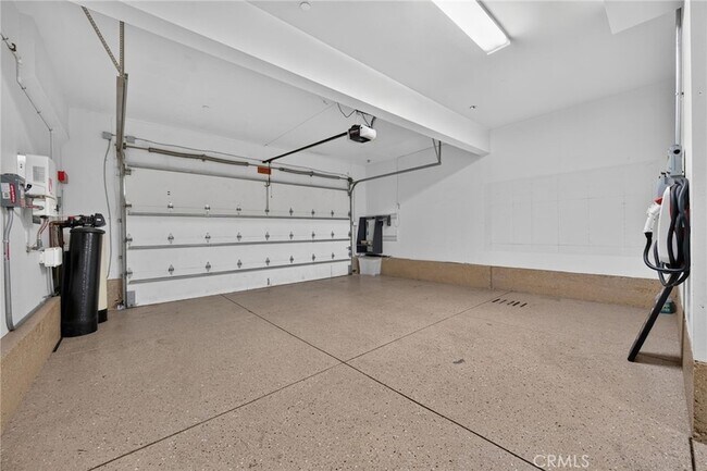 Building Photo - 11662 N Ricasoli Way