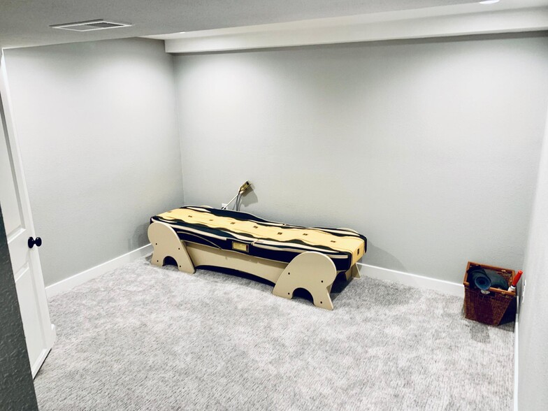 Fourth non-conforming bedroom or office. - 1447 Osceola St