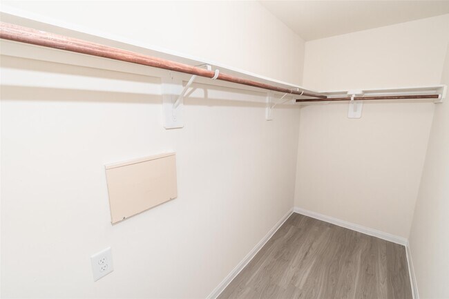 Building Photo - 5539 Latta Plantation Dr