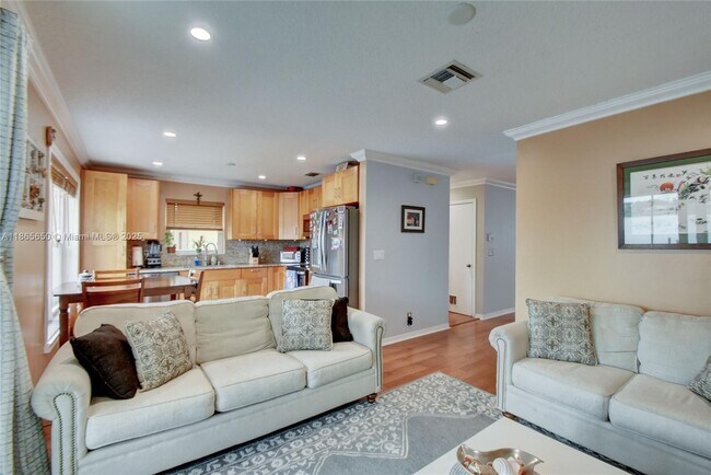Building Photo - 6194 Buena Vista Dr
