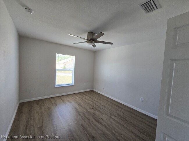 Building Photo - 6923 San Benito Dr