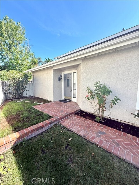 Building Photo - 32001 Lazy Glen Ln