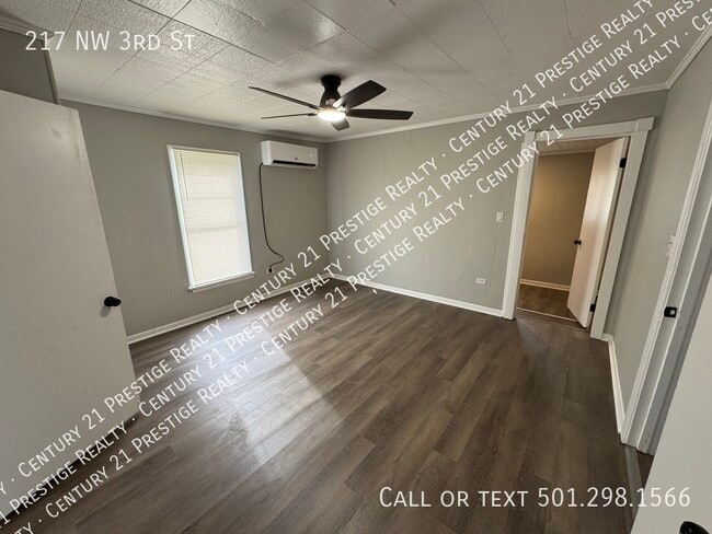 Building Photo - 217 NW 3rd St