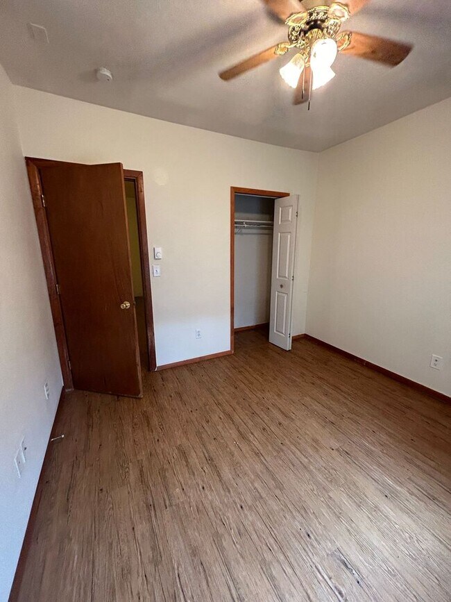 Building Photo - Great Duplex in Loveland