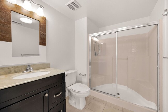Building Photo - Gorgeous 3rd Floor Corner Unit in Summit Village Condominiums!