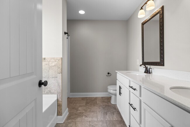 Building Photo - 1176 Elizabeth Ln