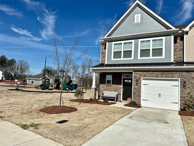Primary Photo - 4020 Rothwood Ln