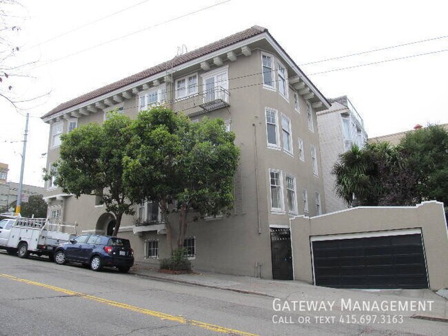 Building Photo - 1395 Masonic St