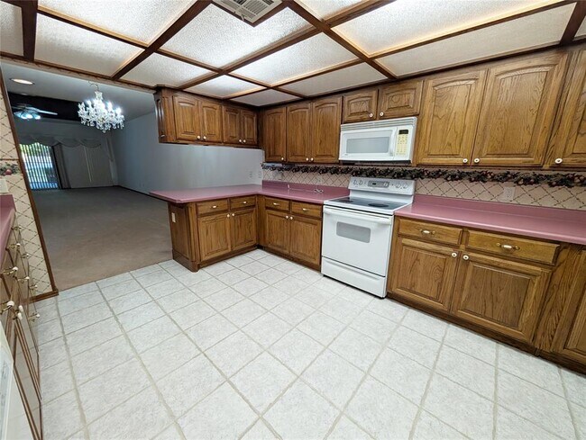 Building Photo - 12327 Greenlea Chase W