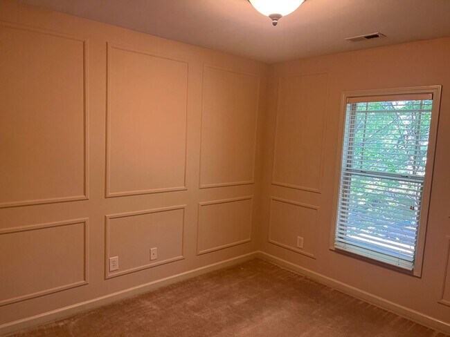 Building Photo - Charming 2 Bed Home in Cary