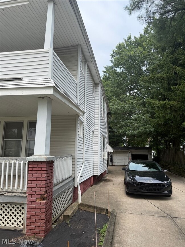 Building Photo - 9703 Park Heights Ave