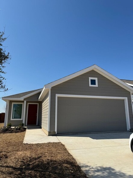 Building Photo - 9001 Thrasher Trl