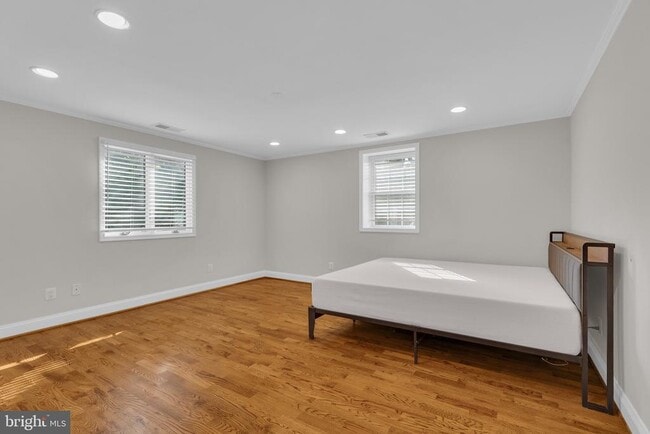 Building Photo - 7205 Van Ness Ct