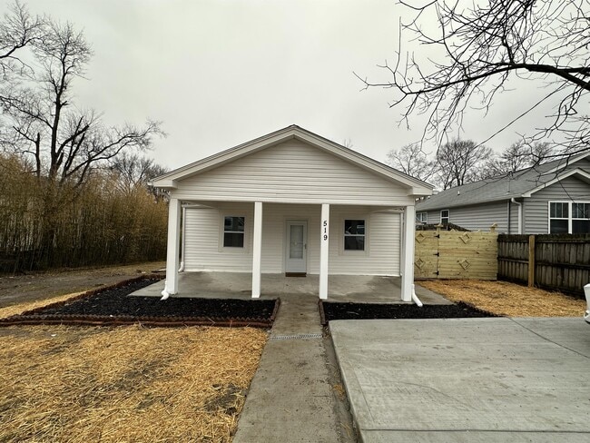 Building Photo - 519 Elgin St