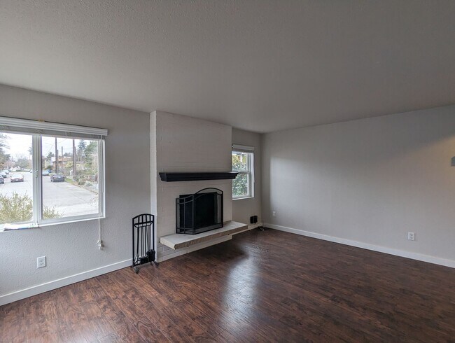 Building Photo - 357 NW 50th St