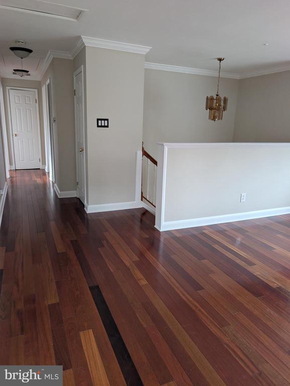 Building Photo - 5711 Berwyn Rd