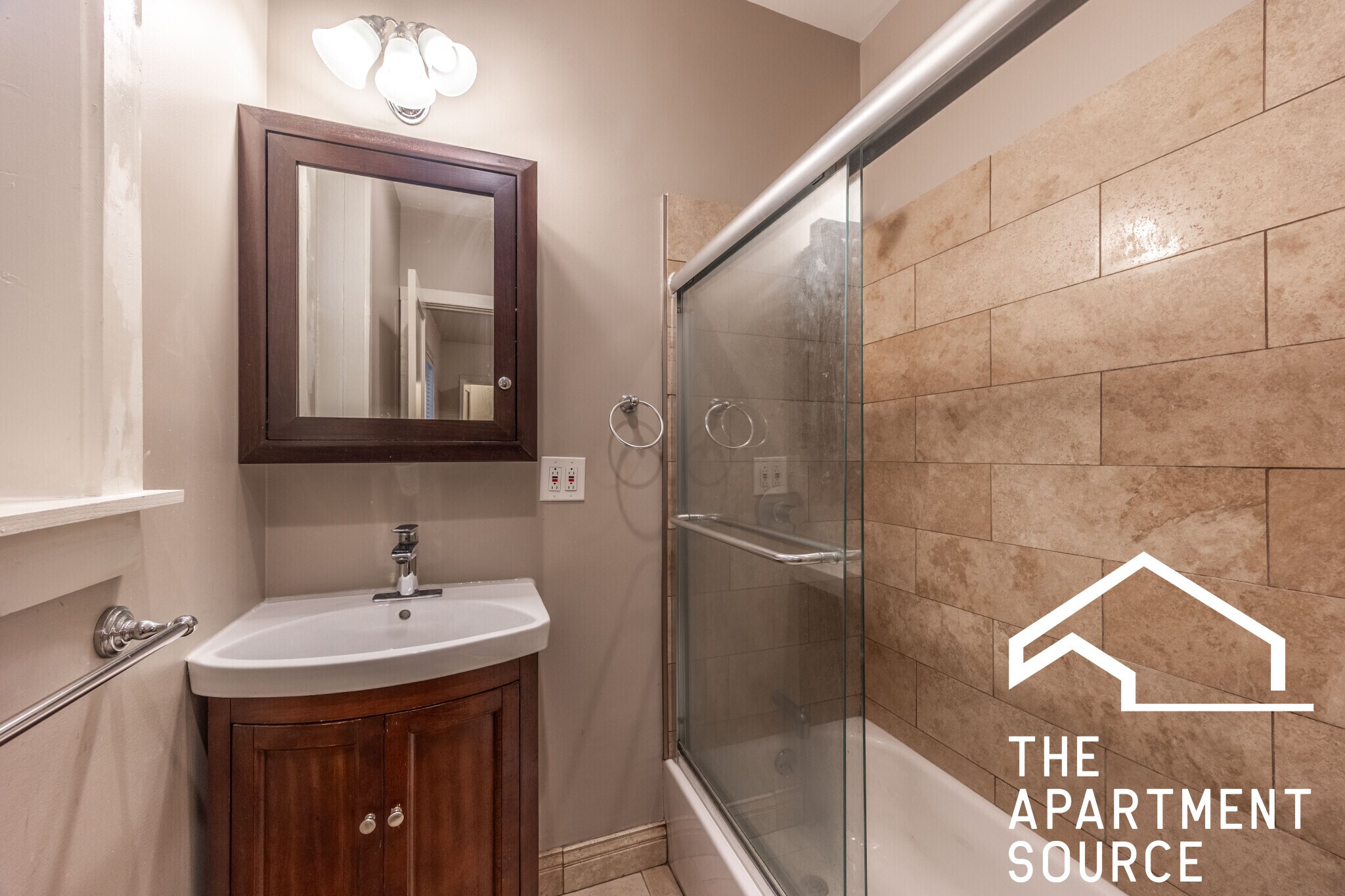 Building Photo - 1432 W Jonquil Terrace