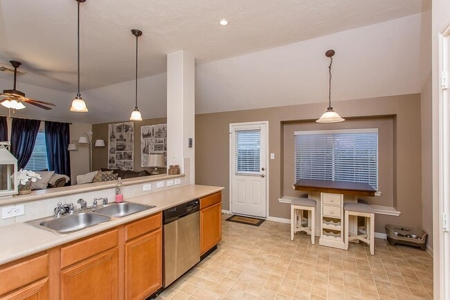 Building Photo - 3122 Mustang Meadow Ln