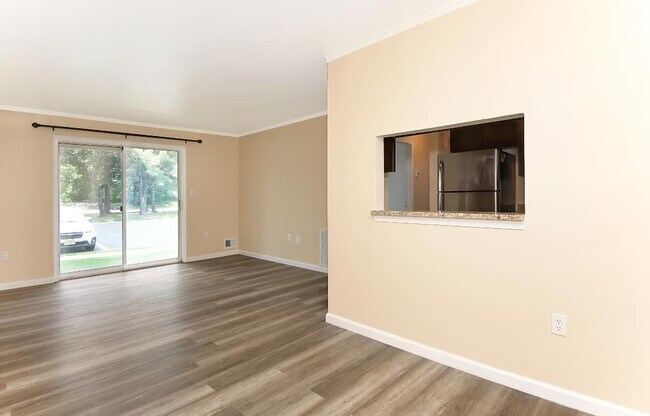 Building Photo - 11 Coral Tree Ct
