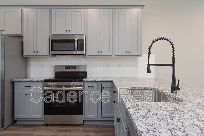 Building Photo - 1709 Perimeter Lp