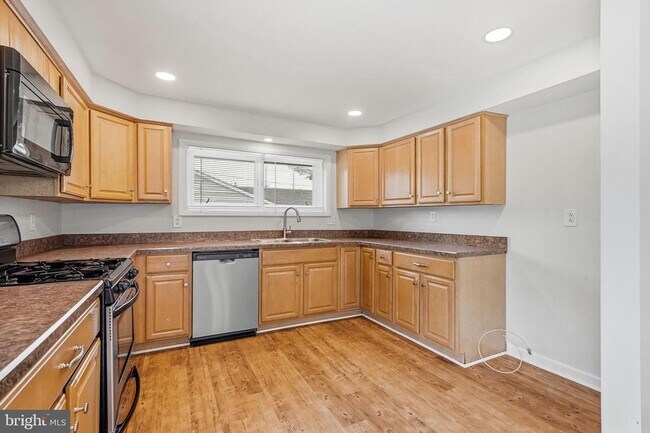 Building Photo - 1286 Glassboro Rd