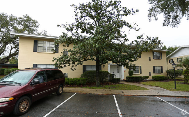 Building Photo - Glendale Court Apartments